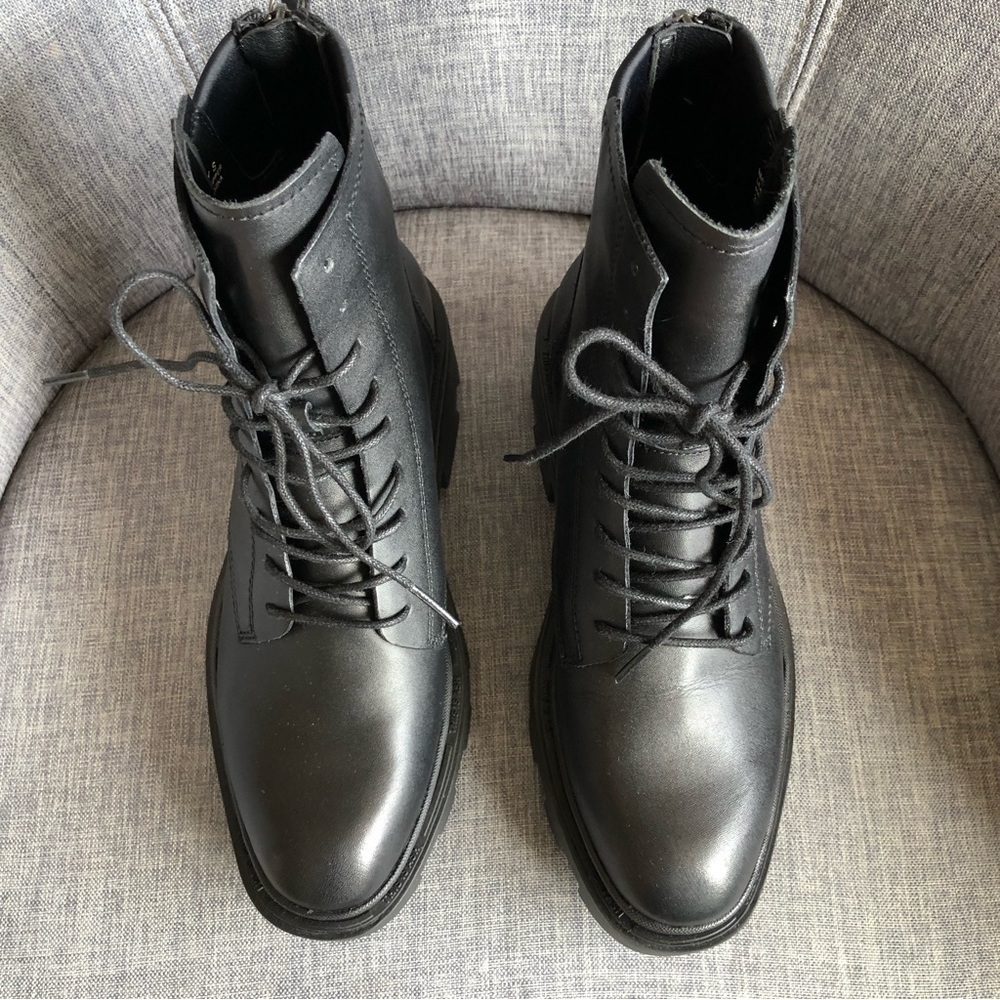 NWOT ASH Moody black leather lace up rear zipper chunky lug sole ankle boots 8 - Picture 4 of 15